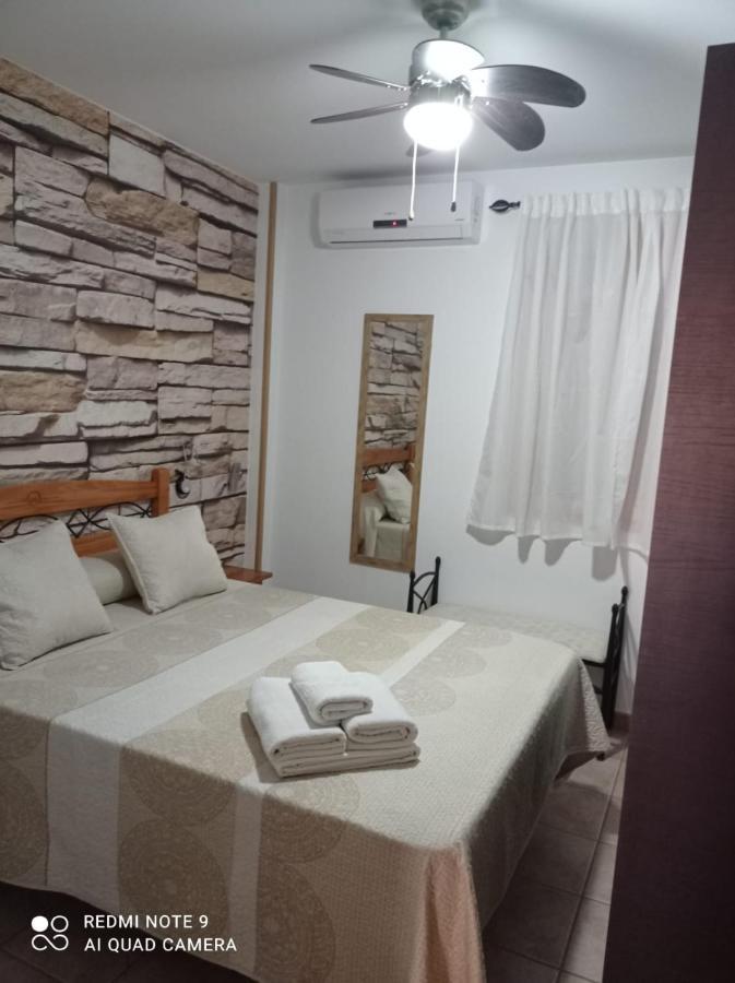 Апартаменты Vivienda Rodriguez Арройо-Фрио Экстерьер фото
